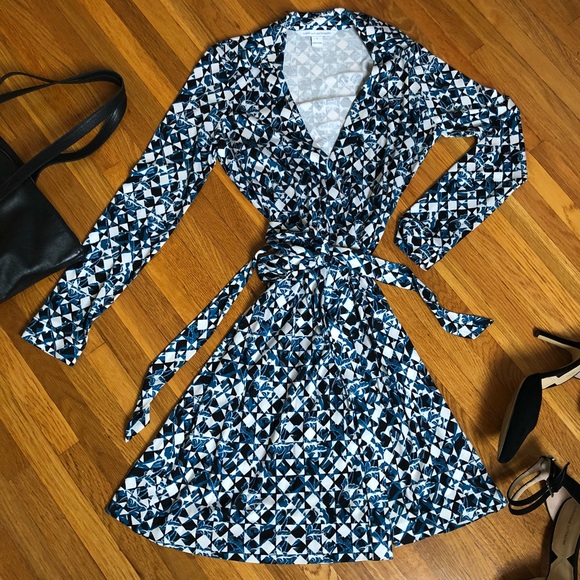 DVF New Jeanne Two Wrap Silk Dress Size 4 - Picture 4 of 7